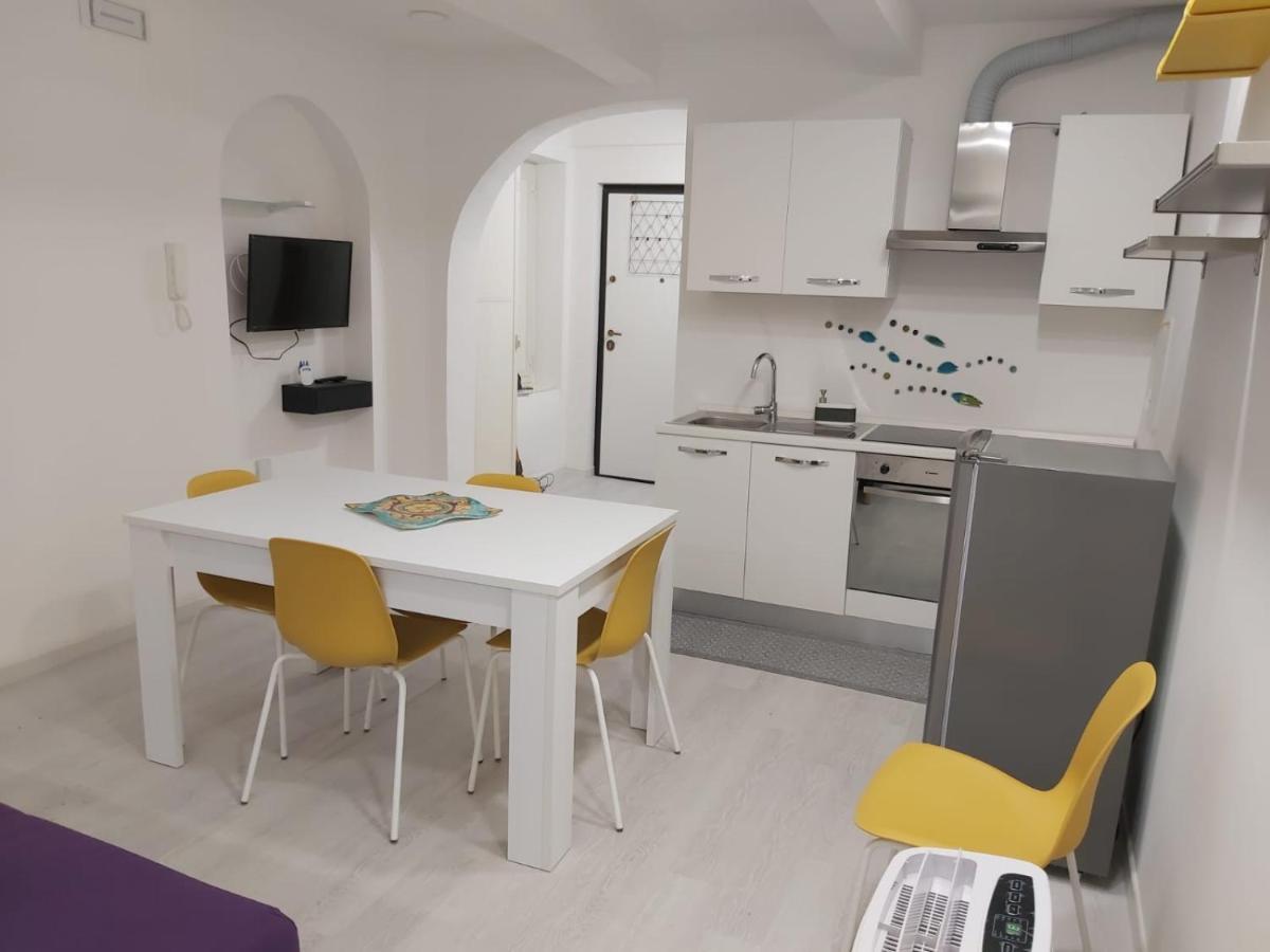 סלרנו Holiday House Fieravecchia מראה חיצוני תמונה